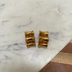 Vintage - Super Cute Yellow Goldtone Chunky Clip on Earrings